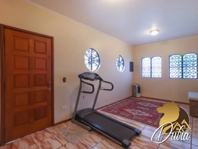 Padrão Jardim Morumbi 460m² 04 Dormitórios 02 Suítes 4 Vagas