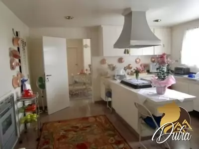 Quinta da Boa Vista Jardim Paulista 434m² 04 Dormitórios 04 Suítes 3 Vagas