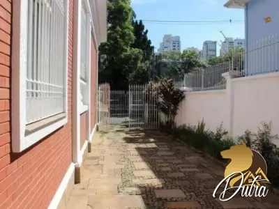 Padrão Jardim Paulista 800m² 04 Dormitórios 03 Suítes 10 Vagas