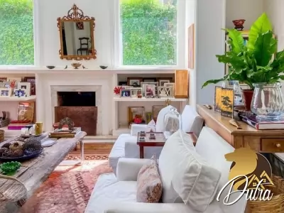 Padrão Jardim América 370m² 04 Dormitórios 03 Suítes 4 Vagas