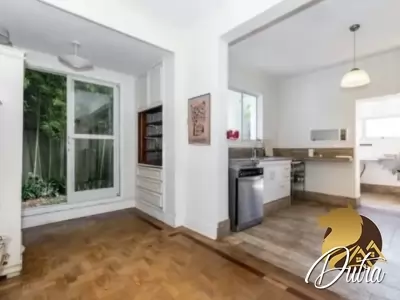 Padrão Jardim América 370m² 04 Dormitórios 03 Suítes 4 Vagas