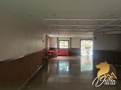 Edifício Prince de Lyon Moema pássaros 180m² 03 Dormitórios 02 Suítes 3 Vagas