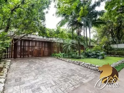 Padrão Jardim América 764m² 05 Dormitórios 02 Suítes 6 Vagas