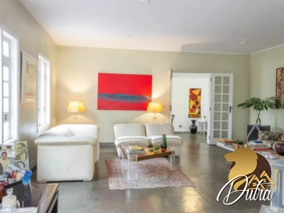 Padrão Cidade Jardim 296m² 03 Dormitórios 02 Suítes 3 Vagas