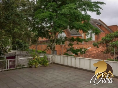 Padrão Cidade Jardim 296m² 03 Dormitórios 02 Suítes 3 Vagas