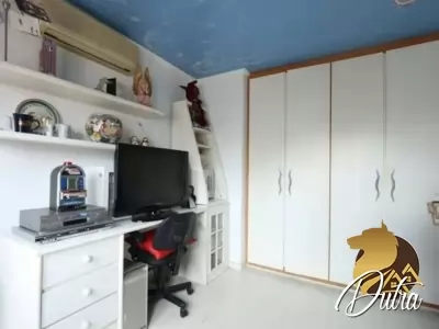 Auguste Rodin Vila Uberabinha 220m² 04 Dormitórios 02 Suítes 4 Vagas