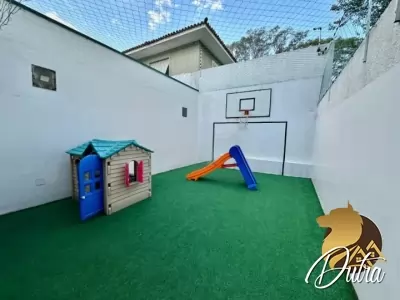 Saint James Special Houses Campo Belo 223m² 04 Dormitórios 04 Suítes 5 Vagas