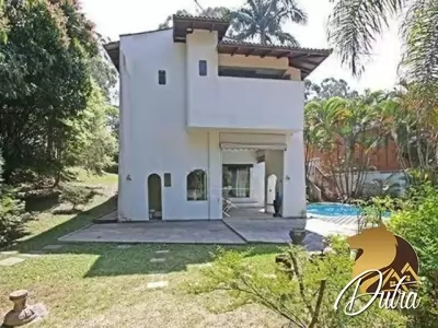 Casa Jardim marajoara Jardim Marajoara 450m² 03 Dormitórios 03 Suítes 6 Vagas