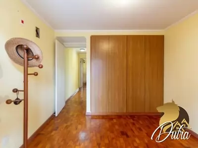 Sobrado Cerqueira César 120m² 03 Dormitórios 02 Suítes 1 Vagas