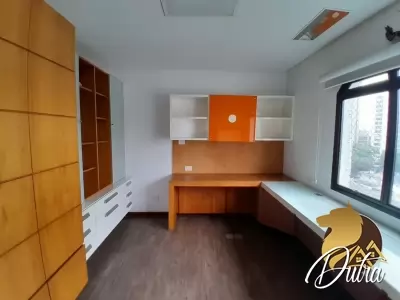 Flamboyan Planalto Paulista 450m² 03 Dormitórios 03 Suítes 4 Vagas