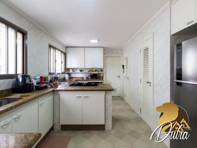 Paço de Higienopolis Santa Cecília 352m² 04 Dormitórios 04 Suítes 4 Vagas