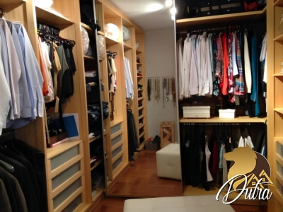 Casa de Condomínio Jardim Cordeiro 440m² 04 Dormitórios 04 Suítes 4 Vagas