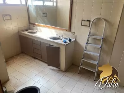 Padrão Jardim América 523m² 04 Dormitórios 02 Suítes 10 Vagas