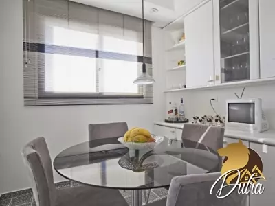 Athenas Moema 400m² 04 Dormitórios 03 Suítes 3 Vagas