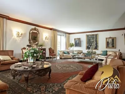 Padrão Jardim América 985m² 04 Dormitórios 04 Suítes 7 Vagas