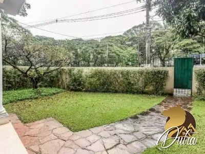 Padrão Jardim Europa 176m² 02 Dormitórios 02 Suítes 3 Vagas