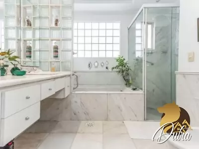 Padrão Jardim Europa 176m² 02 Dormitórios 02 Suítes 3 Vagas