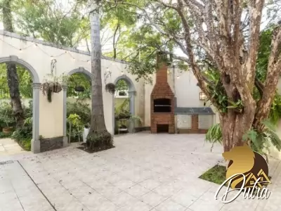 Padrão Jardim Europa 176m² 02 Dormitórios 02 Suítes 3 Vagas