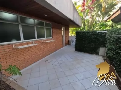 Padrão Fazenda Morumbi 400m² 03 Dormitórios 03 Suítes 6 Vagas