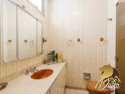 Padrão Vila Olímpia 270m² 03 Dormitórios 03 Suítes 5 Vagas