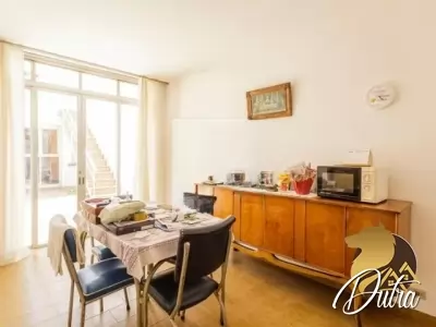 Padrão Vila Olímpia 270m² 03 Dormitórios 03 Suítes 5 Vagas