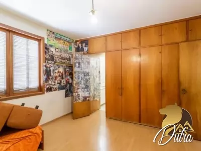 Padrão Vila Olímpia 270m² 03 Dormitórios 03 Suítes 5 Vagas