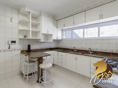 Padrão Jardim Europa 158m² 04 Dormitórios 01 Suítes 2 Vagas