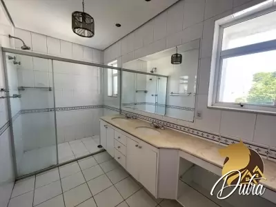 Casa de Condomínio Alto da Boa Vista 350m² 05 Dormitórios 05 Suítes 3 Vagas