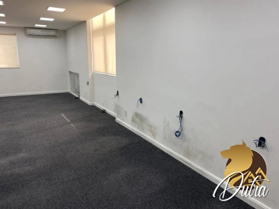 Conjunto Comercial/Sala Itaim Bibi 221m² 3 Vagas