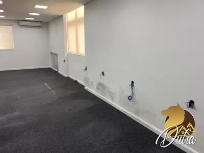 Conjunto Comercial/Sala Itaim Bibi 221m² 3 Vagas