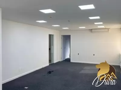 Conjunto Comercial/Sala Itaim Bibi 221m² 3 Vagas