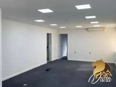 Conjunto Comercial/Sala Itaim Bibi 221m² 3 Vagas