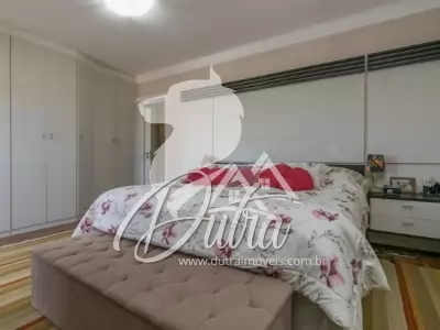 Residencial Bellagio Brooklin Paulista 450m² 05 Dormitórios 05 Suítes 5 Vagas