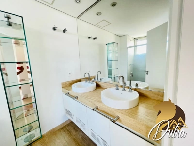 MAison Elisabeth Sumaré 215m² 03 Dormitórios 03 Suítes 4 Vagas