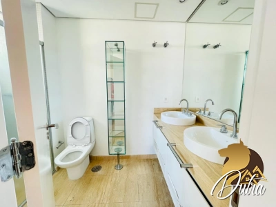 MAison Elisabeth Sumaré 215m² 03 Dormitórios 03 Suítes 4 Vagas