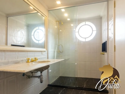 Arlene e Luciene Itaim Bibi 325m² 03 Dormitórios 03 Suítes 4 Vagas