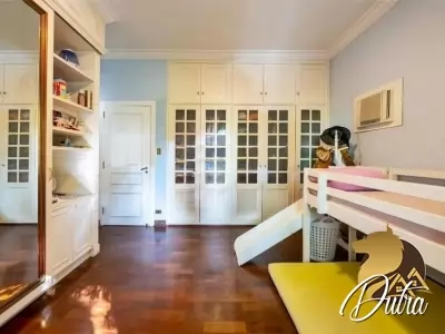 Sobrado Vila Nova Conceição 210m² 03 Dormitórios 02 Suítes 3 Vagas