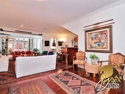 Padrão Jardim Europa 286m² 04 Dormitórios 04 Suítes 2 Vagas