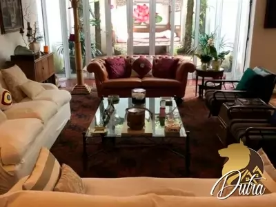 Padrão Jardim Europa 286m² 04 Dormitórios 04 Suítes 2 Vagas