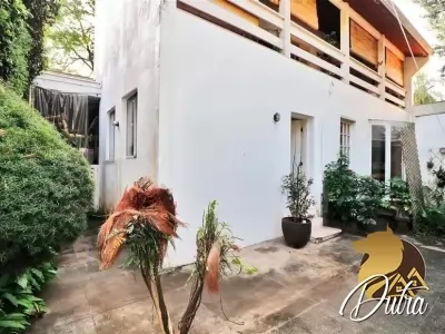 Padrão Jardim Europa 286m² 04 Dormitórios 04 Suítes 2 Vagas