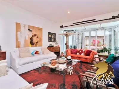 Padrão Jardim Europa 286m² 04 Dormitórios 04 Suítes 2 Vagas