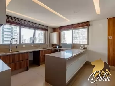 Praça Vila Nova Vila Nova Conceição 540m² 03 Dormitórios 03 Suítes 7 Vagas