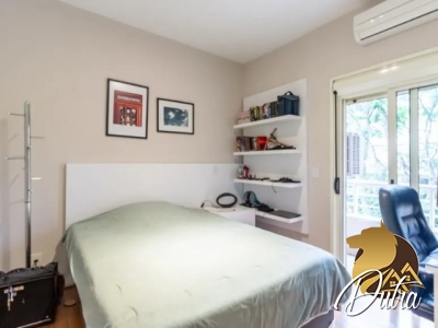 Padrão Alto de Pinheiros 256m² 04 Dormitórios 02 Suítes 5 Vagas