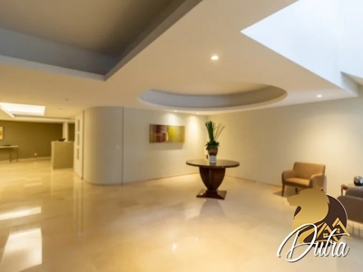 Padrão Alto de Pinheiros 256m² 04 Dormitórios 02 Suítes 5 Vagas