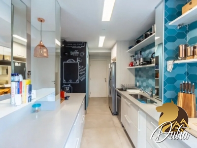 Padrão Alto de Pinheiros 256m² 04 Dormitórios 02 Suítes 5 Vagas