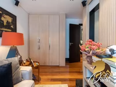 Authentique Campo Belo Campo Belo 335m² 03 Dormitórios 03 Suítes 5 Vagas