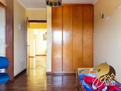 Padrão Jardim Panorama 394m² 05 Dormitórios 03 Suítes 6 Vagas