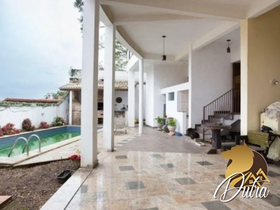Padrão Jardim Panorama 394m² 05 Dormitórios 03 Suítes 6 Vagas