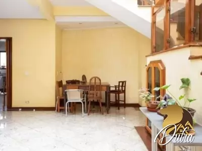 Padrão Jardim Panorama 394m² 05 Dormitórios 03 Suítes 6 Vagas