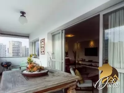 Castel Gandolfo Moema 228m² 04 Dormitórios 03 Suítes 4 Vagas